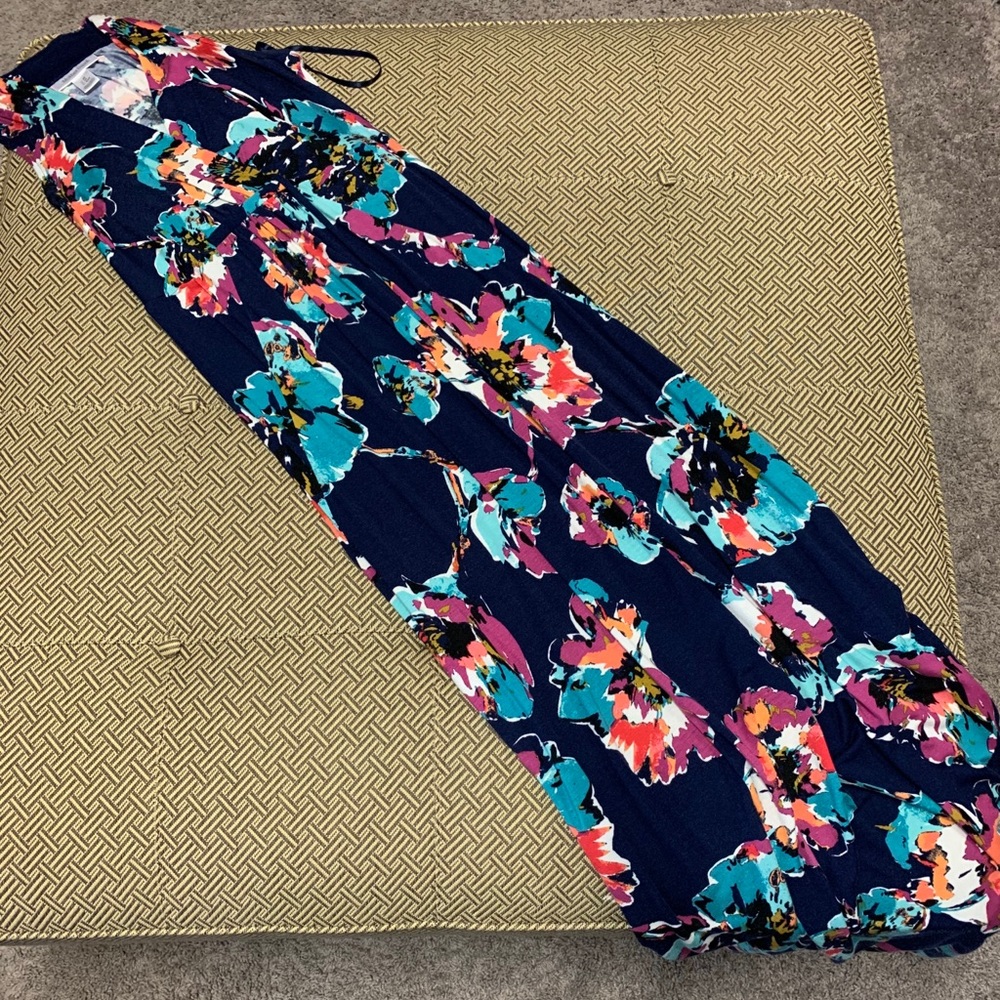 XS maternity dress by Motherhood Maternity